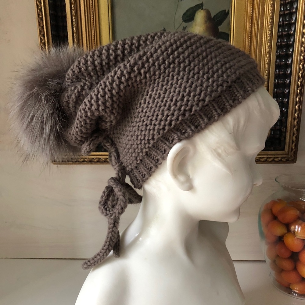 💫Kyi Kyi💫 Slouchy Hat w Fox Fur Pom-Pom